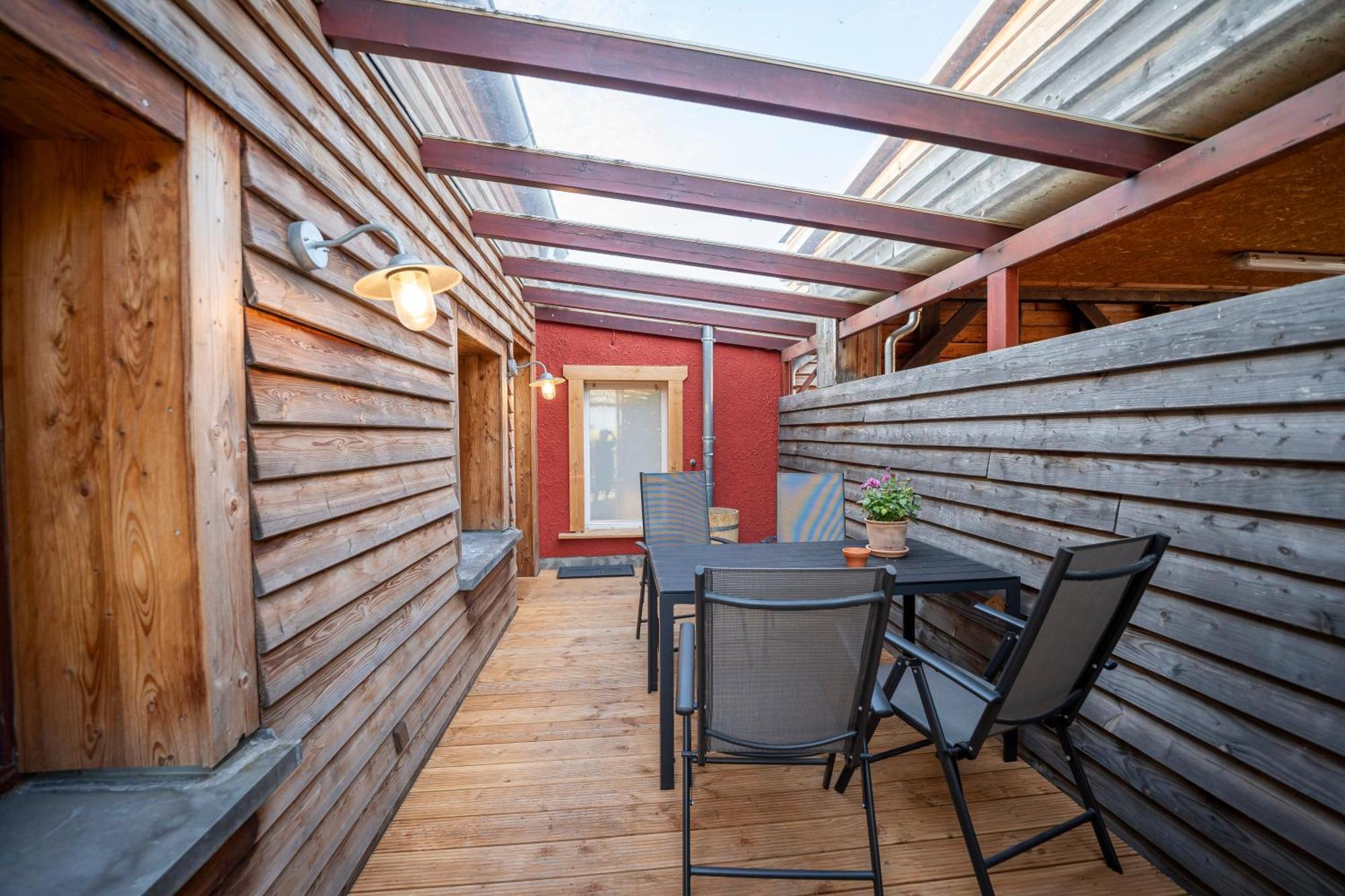 Haus Unterm Mammutbaum - Elberadweg Apartament Magdeburg
