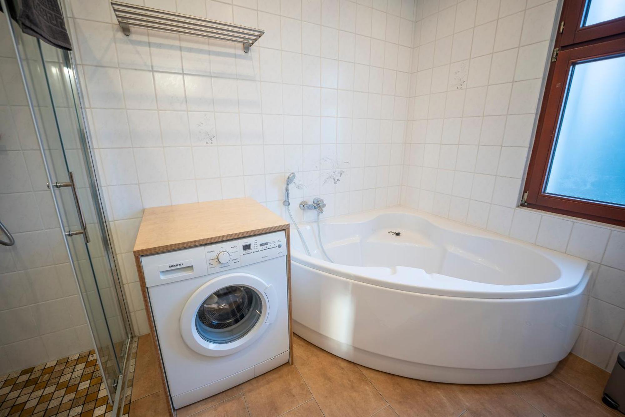 Apartment Haus Unterm Mammutbaum - Elberadweg Magdeburg