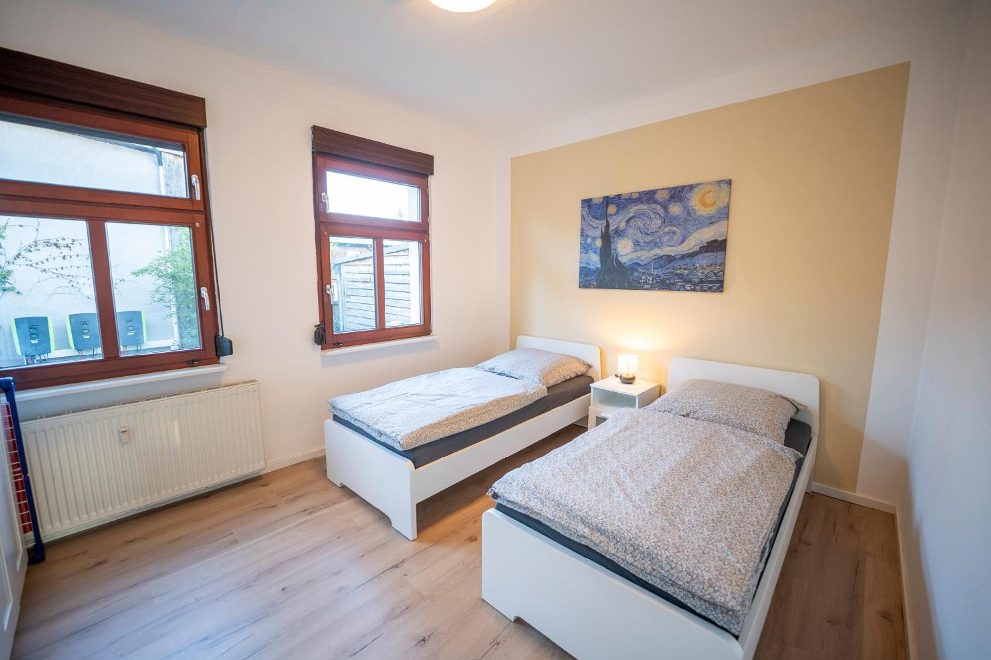 Haus Unterm Mammutbaum - Elberadweg Magdeburg